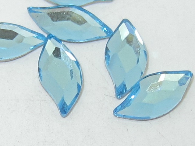 12 pcs. 10x5mm AQUAMARINE DIAMOND LEAF HOTFIX European Rhinestones